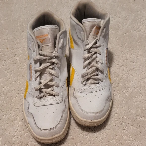 Reebok Womens Club High Tops Shoes - Picture 2 of 4